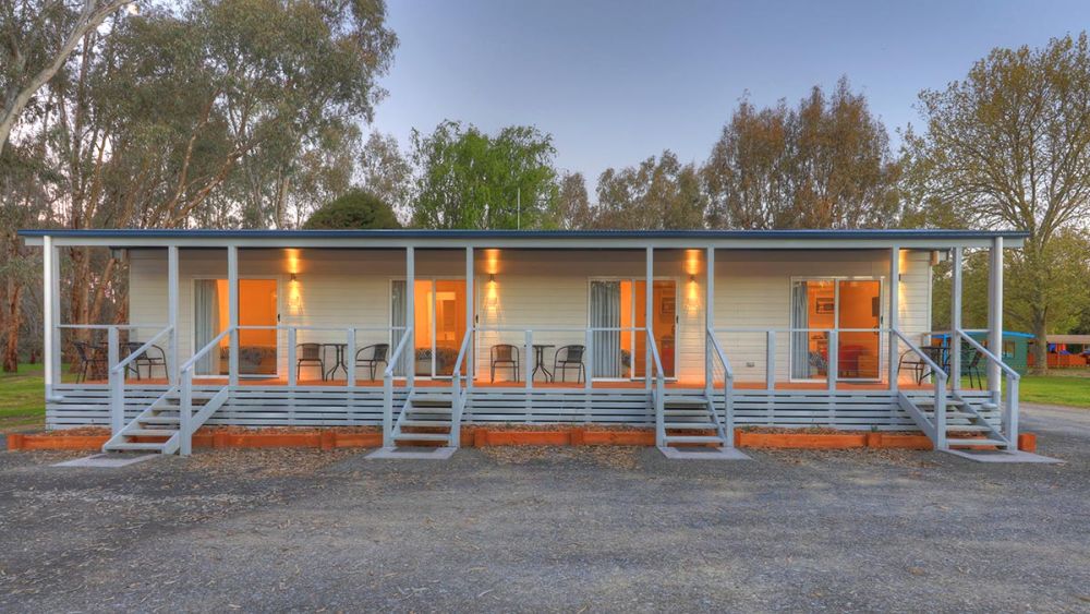 Yea Riverside Caravan Park Studio Units