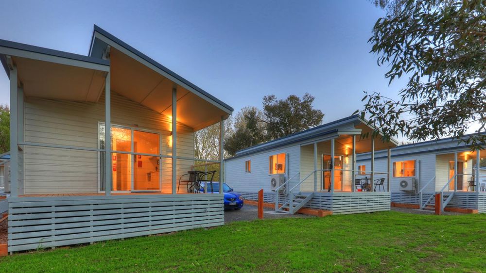 Yea Riverside Caravan Park Two Bedroom Villas